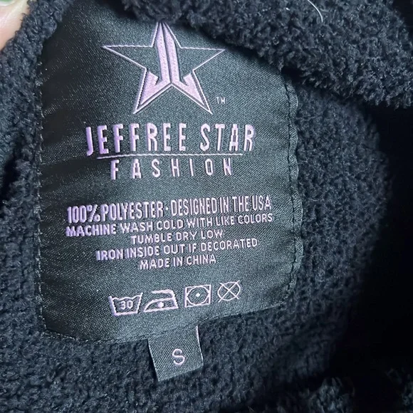 Jeffree Star teddy bear hoodie 🖤💕 - Picture 2 of 4